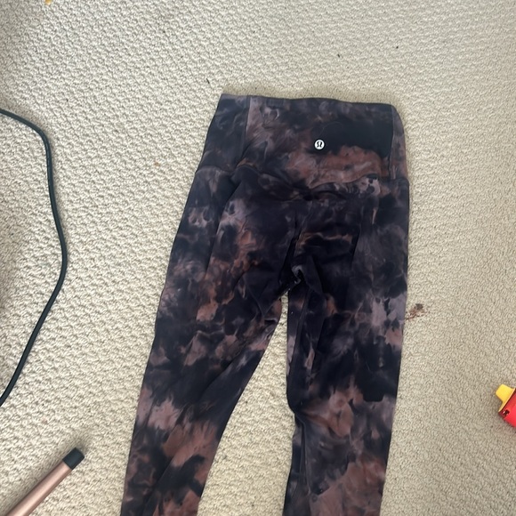 Lululemon tie dye leggings - Picture 2 of 2